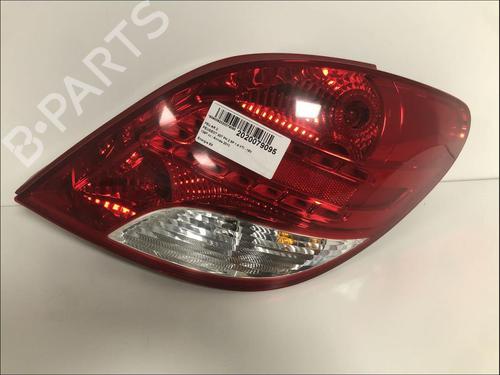Used Right taillight Right taillight 33580963 33580963