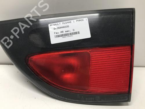 Used Right tailgate light Right tailgate light RENAULT MEGANE I Classic (LA0/1_) 1.6 e (LA0F, LA0S) (90 hp) 33599931 33599931