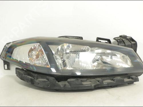 Used Right headlight Right headlight RENAULT LAGUNA II (BG0/1_) [2001-2007] 33578223 33578223