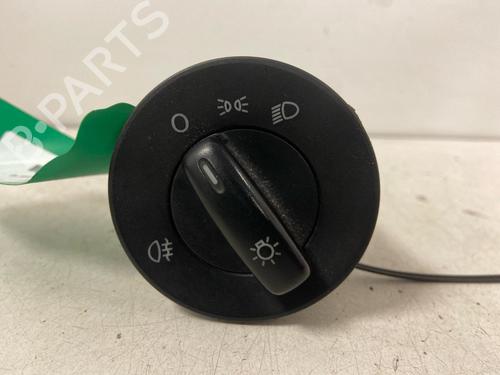 Headlight switch SKODA OCTAVIA II Combi (1Z5) 1.9 TDI | BP39459871I24 - Image 2