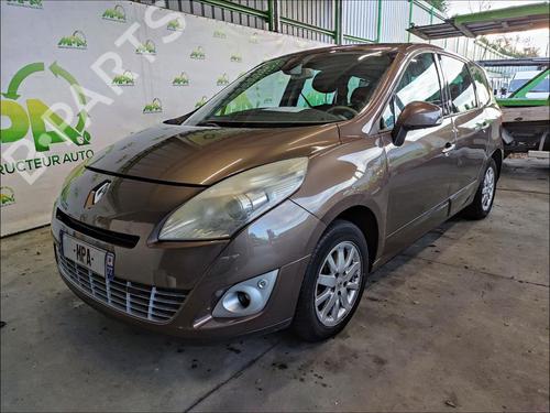 Used Alternator Alternator RENAULT SCÉNIC III (JZ0/1_) 1.9 dCi (JZ0J, JZ1J, JZ1K, JZ1S) (131 hp) 33588072 33588072