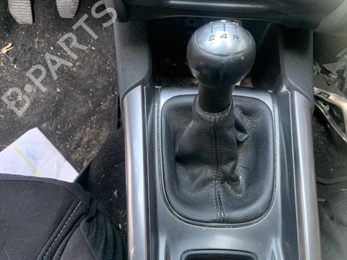Used Gear lever Gear lever CITROËN C4 II (NC_) 1.6 VTi 120 (NC5FS0, NC5FS9) (120 hp) 35912525 35912525
