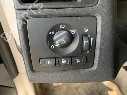 Used Headlight switch Headlight switch VOLVO C70 II Convertible (542) D4 (177 hp) 36579734 36579734