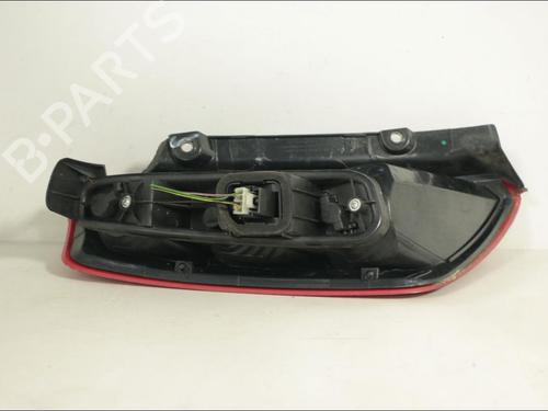Used Right taillight Right taillight FIAT GRANDE PUNTO (199_) 1.3 D Multijet (75 hp) 33576794 33576794