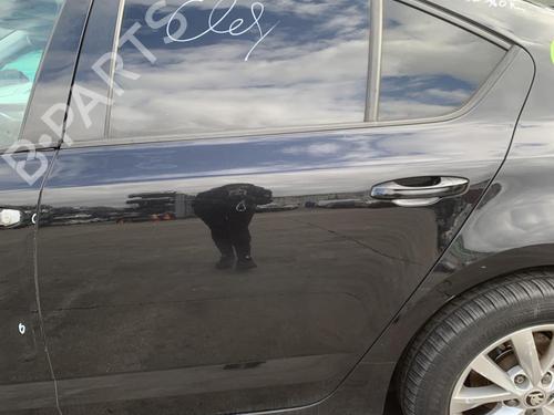 Used Left rear door Left rear door SKODA OCTAVIA III (5E3, NL3, NR3) [2012-2021] 35915271 35915271