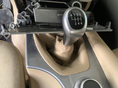 Used Gear lever Gear lever BMW 5 (E60) 520 d (150 hp) 35912213 35912213