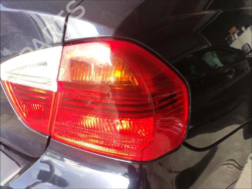 right-taillight-bmw-3-e90-2004-2005-2006-2007-2008-2009-2010-2011-2012-35907573 main image