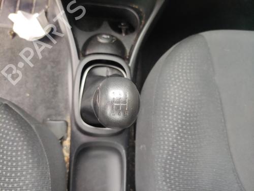 Used Gear lever Gear lever NISSAN MICRA III (K12) 1.5 dCi (86 hp) 35910418 35910418