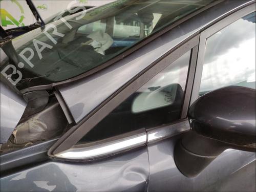 front-left-quarter-glass-ford-fiesta-vi-cb1-ccn-2008-35909137 main image