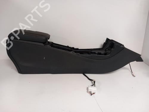 Used Armrest / Center console Armrest / Center console 38941309 38941309