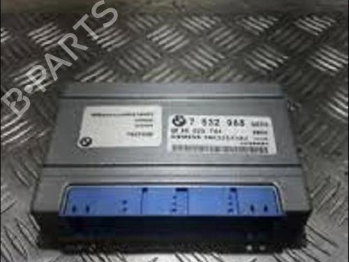 Used Engine control unit (ECU) Engine control unit (ECU) BMW X3 (E83) 3.0 i xDrive (231 hp) 33583852 33583852
