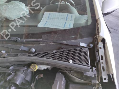 Used Front wiper motor Front wiper motor PEUGEOT 208 I (CA_, CC_) 1.4 HDi (68 hp) 35908872 35908872