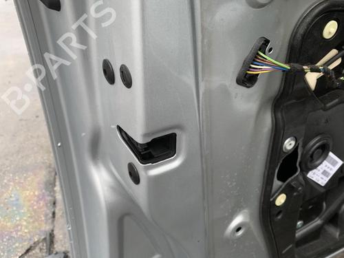 front-left-lock-vw-golf-vi-5k1-2008-2009-2010-2011-2012-2013-2014-36578053 main image