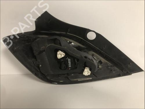 Used Right taillight Right taillight OPEL ASTRA H (A04) [2004-2014] 33579384 33579384