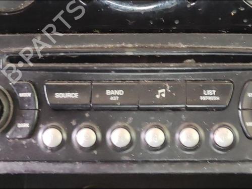 Used Radio Radio 36575600 36575600