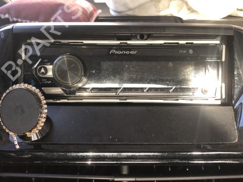 Used Radio Radio 36578425 36578425