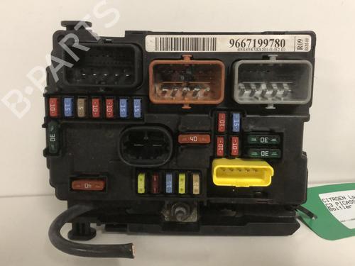 Fuse box CITROËN C3 Picasso (SH_) 1.6 HDi | BP33599277E1 - Image 2