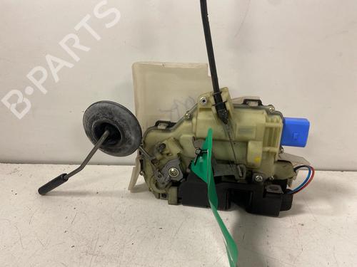 Front left lock VW TRANSPORTER T5 Van (7HA, 7HH, 7EA, 7EH) 2.0 TDI | BP37229638C98 - Image 4
