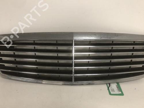 Used Grille Grille MERCEDES-BENZ E-CLASS (W211) E 320 4-matic (211.082) (224 hp) 33598199 33598199