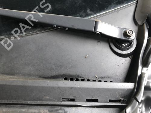 Used Front wiper motor Front wiper motor PEUGEOT 5008 (0U_, 0E_) 2.0 HDi (163 hp) 33754416 33754416