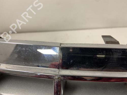 grille-mercedes-benz-c-class-w203-2000-2001-2002-2003-2004-2005-2006-2007-36247645 main image
