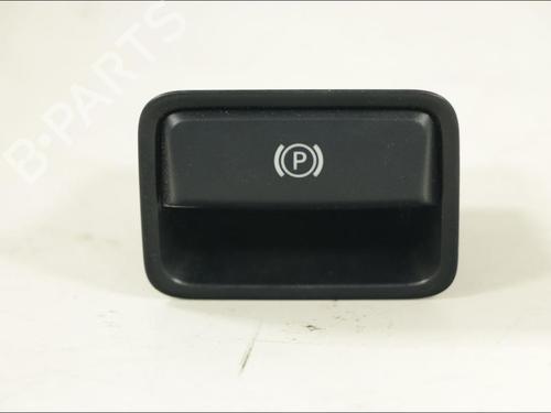 Used Switch Switch MERCEDES-BENZ GLA-CLASS (X156) GLA 200 CDI / d (156.908) (136 hp) 33572951 33572951