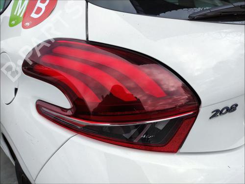 Used Left taillight Left taillight PEUGEOT 208 I (CA_, CC_) 1.6 BlueHDi 100 (100 hp) 33586845 33586845
