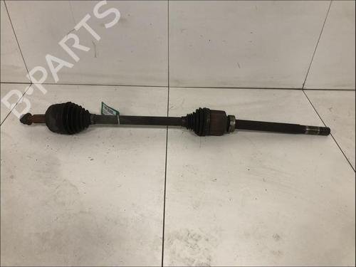 Used Right front driveshaft Right front driveshaft RENAULT MASTER III Van (FV) 2.3 dCi 125 FWD (FV0C, FV0D, FV0G, FV0H, FV0J, FV0K,... (125 hp) 33582822 33582822