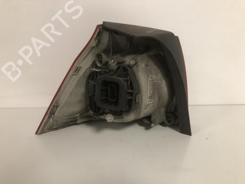 Fanale posteriore destro Fanale posteriore destro VW GOLF V (1K1) 1.9 TDI (105 hp) 37263589 37263589