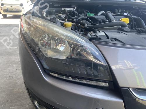 right-headlight-renault-megane-iii-hatchback-bz01_-b3_-2008-37256136 main image