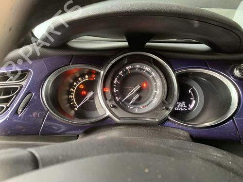 Used Instrument cluster Instrument cluster CITROËN DS3 (SA_) 1.6 VTi 120 (120 hp) 33599729 33599729