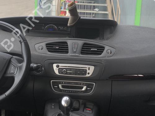 Used Dashboard Dashboard RENAULT SCÉNIC III (JZ0/1_) 1.6 dCi (JZ00, JZ12) (130 hp) 33593976 33593976