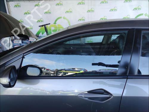 Dør rude ventre foran Dør rude ventre foran HONDA CIVIC VIII Hatchback (FN, FK) 2.2 CTDi (FK3) (140 hp) 35908404 35908404
