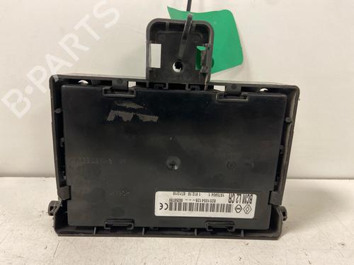 fuse-box-renault-clio-iii-br01-cr01-2005-2006-2007-2008-2009-2010-2011-2012-2013-2014-35914654 main image