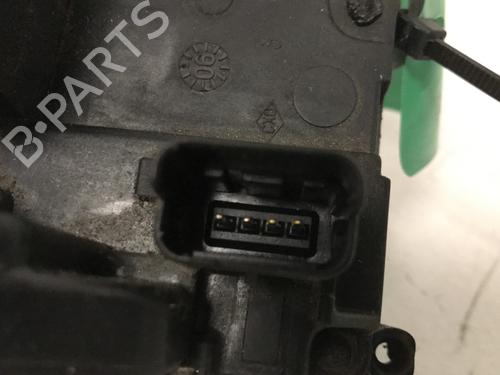 Venstre bagtil lås Venstre bagtil lås RENAULT CLIO III (BR0/1, CR0/1) 1.5 dCi (BR17, CR17) (86 hp) 33804792 33804792