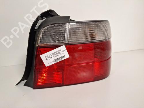 Højre baglygte Højre baglygte BMW 3 Compact (E36) 316 i (102 hp) 33590372 33590372