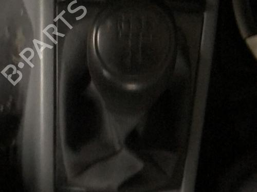 Used Gear lever Gear lever SKODA FABIA I Combi (6Y5) 1.4 (60 hp) 36579354 36579354