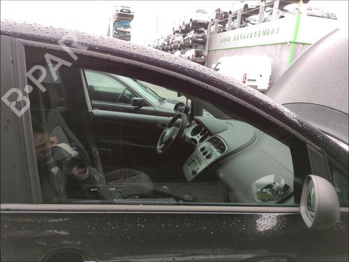 front-right-door-window-seat-toledo-iii-5p2-2004-2005-2006-2007-2008-2009-35906489 main image