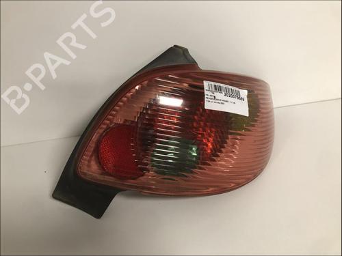Used Right taillight Right taillight 33581423 33581423