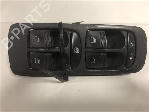 Used Left front window switch Left front window switch PORSCHE CAYENNE (9PA) 3.2 (250 hp) 33580732 33580732