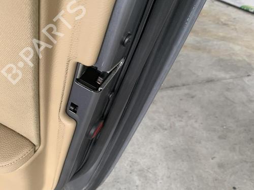 Fechadura trás direita Fechadura trás direita BMW 5 (E60) 520 d (150 hp) 36578028 36578028