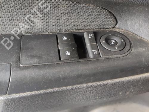 Used Left front window switch Left front window switch OPEL ZAFIRA / ZAFIRA FAMILY B (A05) 1.9 CDTI (M75) (100 hp) 36576511 36576511