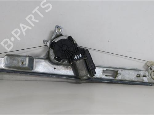 Used Front left window mechanism Front left window mechanism RENAULT SCÉNIC II (JM0/1_) 1.6 (JM0C, JM0J, JM1B) (113 hp) 33573623 33573623