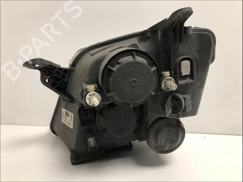 Used Right headlight Right headlight OPEL MERIVA A MPV (X03) 1.7 CDTI (E75) (100 hp) 33578877 33578877