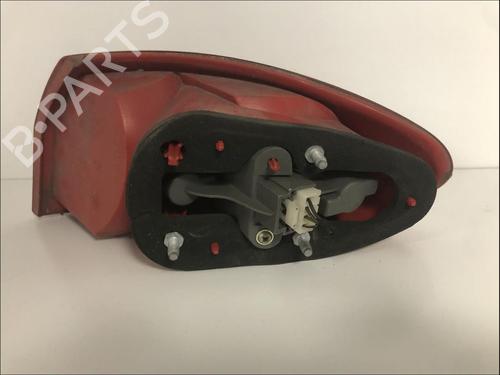 Used Left taillight Left taillight ALFA ROMEO 147 (937_) 1.6 16V T.SPARK (937.AXA1A, 937.AXB1A, 937.BXB1A) (120 hp) 33580913 33580913