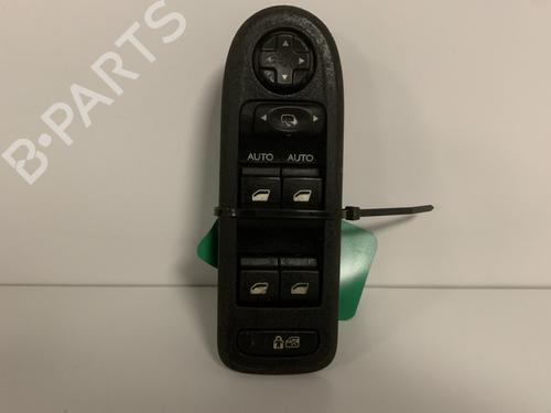 Used Left front window switch Left front window switch CITROËN C3 I (FC_, FN_) [2002-2013] 33593264 33593264