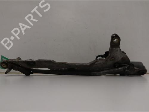 Used Front wiper motor Front wiper motor VW PHAETON (3D1, 3D2, 3D3, 3D4, 3D6, 3D7, 3D8, 3D9) 3.2 V6 (241 hp) 33572438 33572438