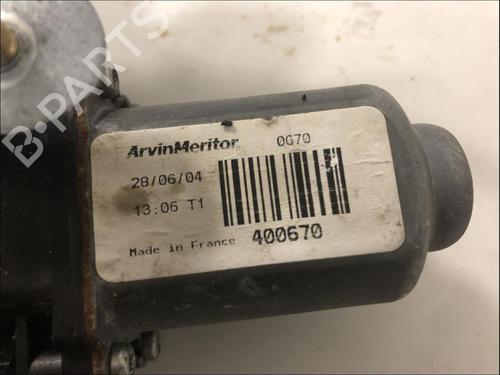 Used Rear right window mechanism Rear right window mechanism RENAULT LAGUNA II (BG0/1_) [2001-2007] 33578077 33578077