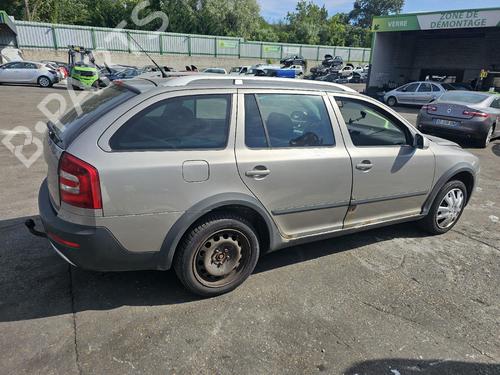 Brugte SKODA OCTAVIA II Combi (1Z5) 4790953