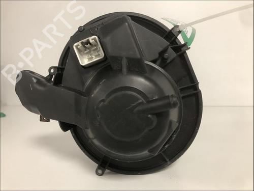 Used Heater blower motor Heater blower motor VOLVO V70 II (285) D5 (163 hp) 33579409 33579409